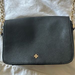 Tory Burch Black Crossbody Bag with gold chain, Excellent Condition